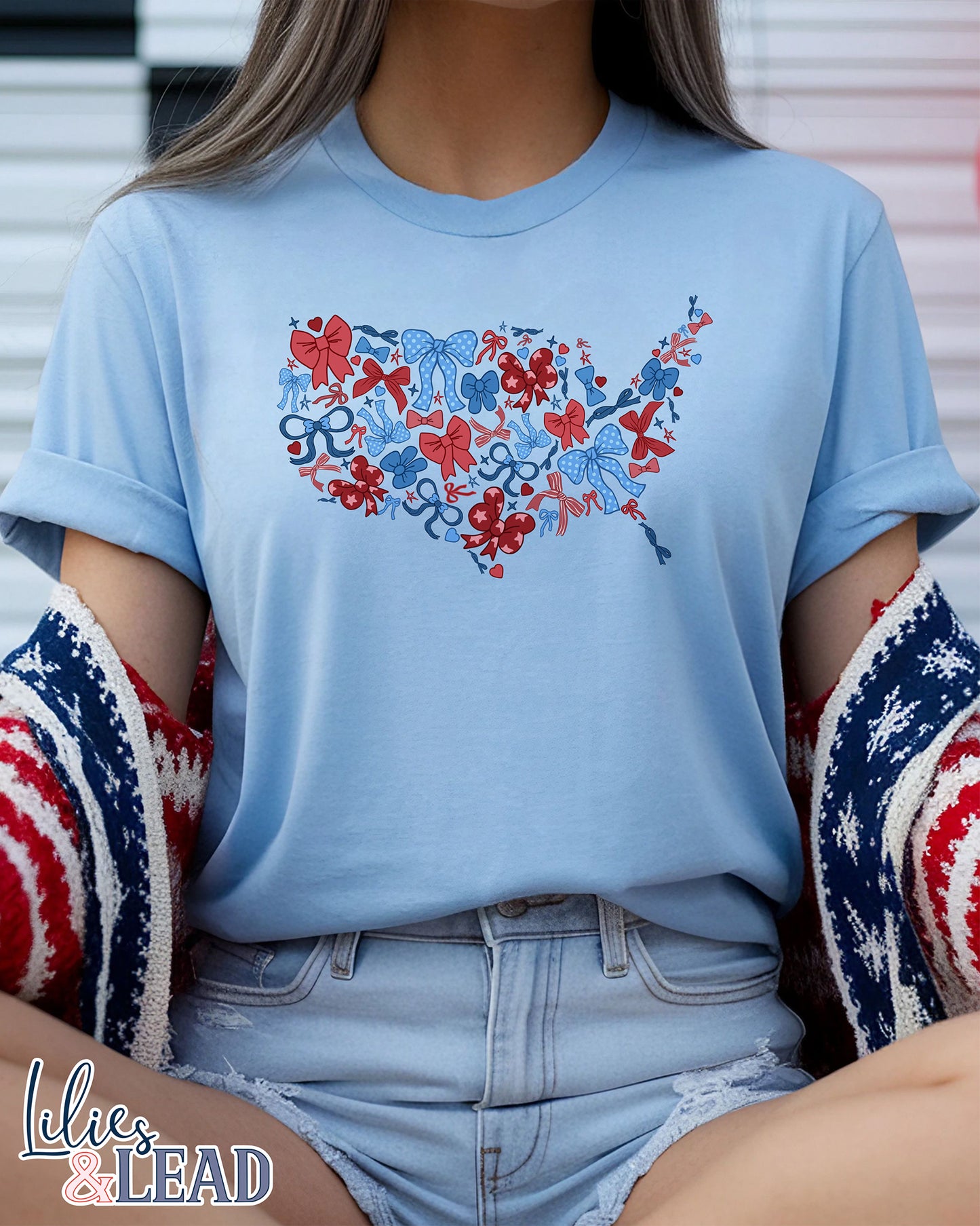 Light Blue Short sleeve Tee with USA Map design made from red, white and blue bows
